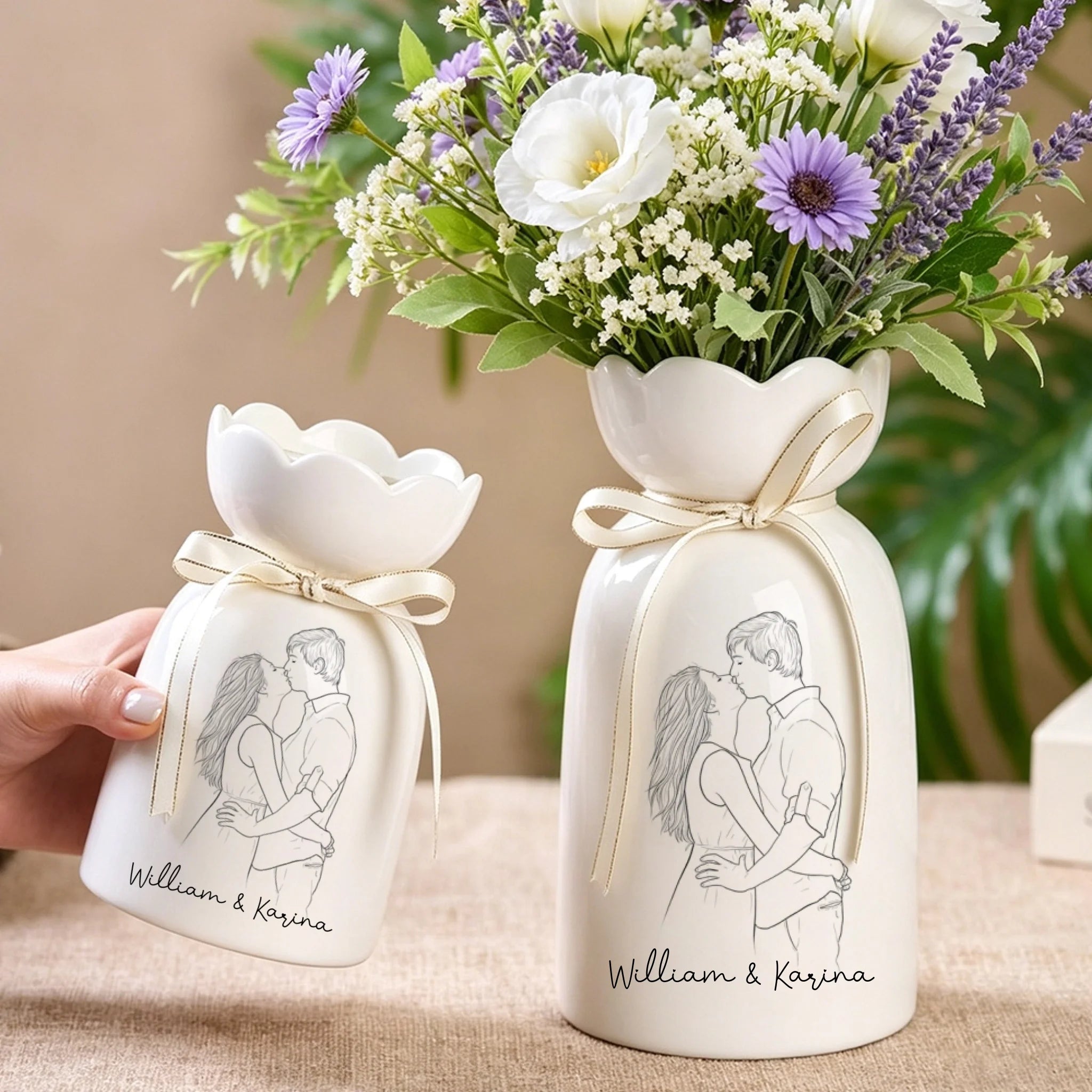 Custom Line Portrait Flower Vase with Couple Photo Drawing